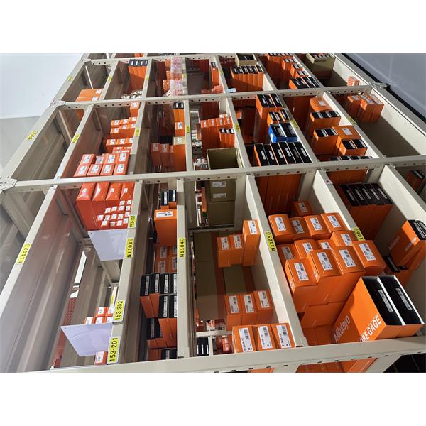 日本MITUTOYO三豐指針量表 2928AB